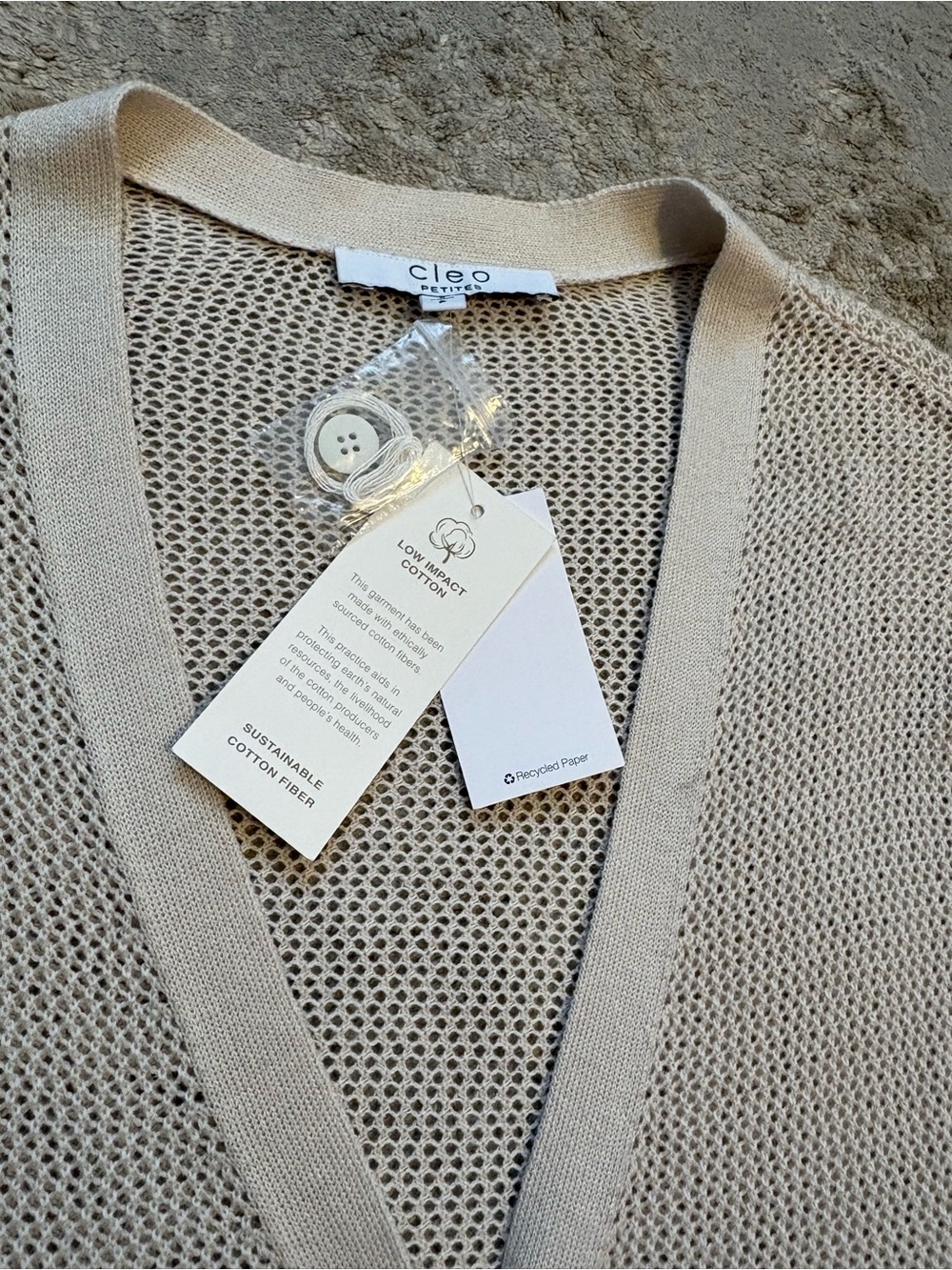 Cleo Petites Cream NWT Mesh Open-Work Button Front Cardigan Size Small Petite - Picture 6 of 12